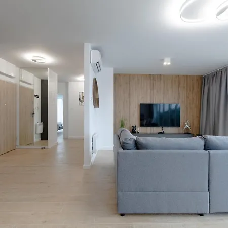 Polwysep Premium By Major Domus Club Apartment *